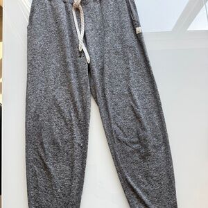 VUORI Performance Joggers